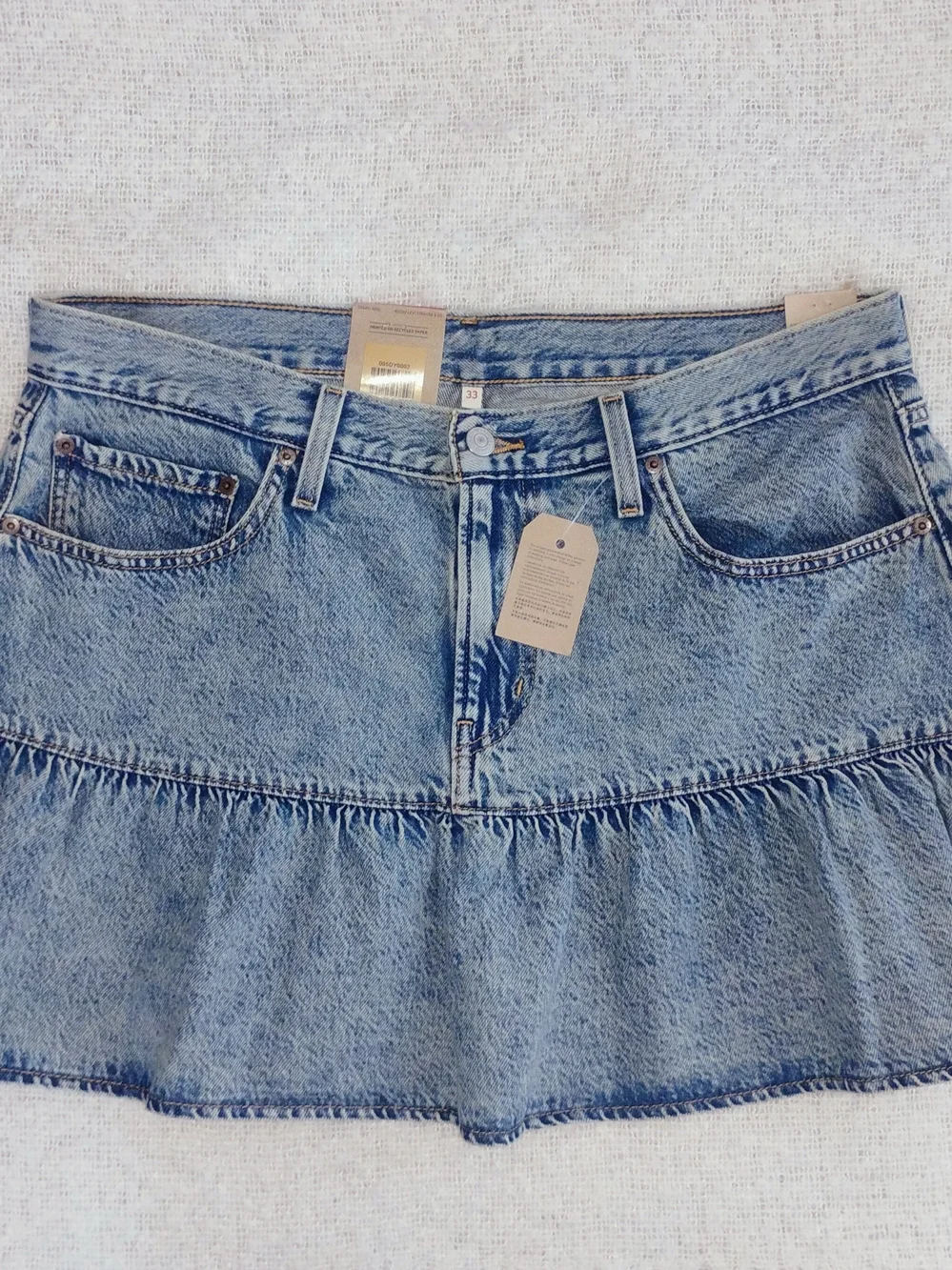 Levi's Flounce Mini Lightweight Skirt
